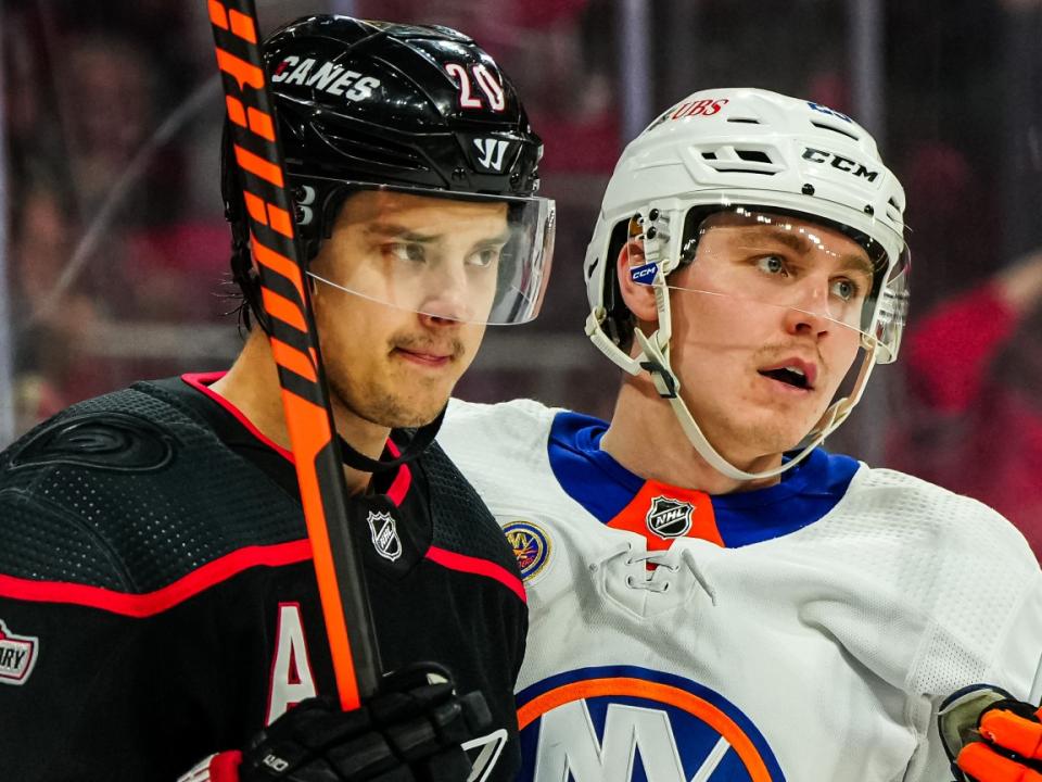 Kubet Sebastian Aho của Hurricane có liên quan đến Sebastian Aho của Islanders không?