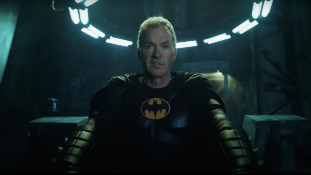 Ku The Flash: Người dơi của Michael Keaton phát hành Batwing của mình