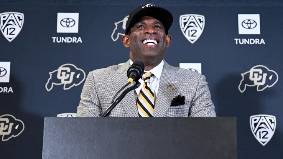 Ku Deion Sanders về lý do tại sao anh ấy sẽ không huấn luyện ở NFL: 'Tôi sẽ quá khó khăn'